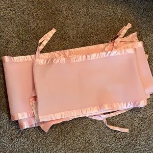 Breathable bumper pad
